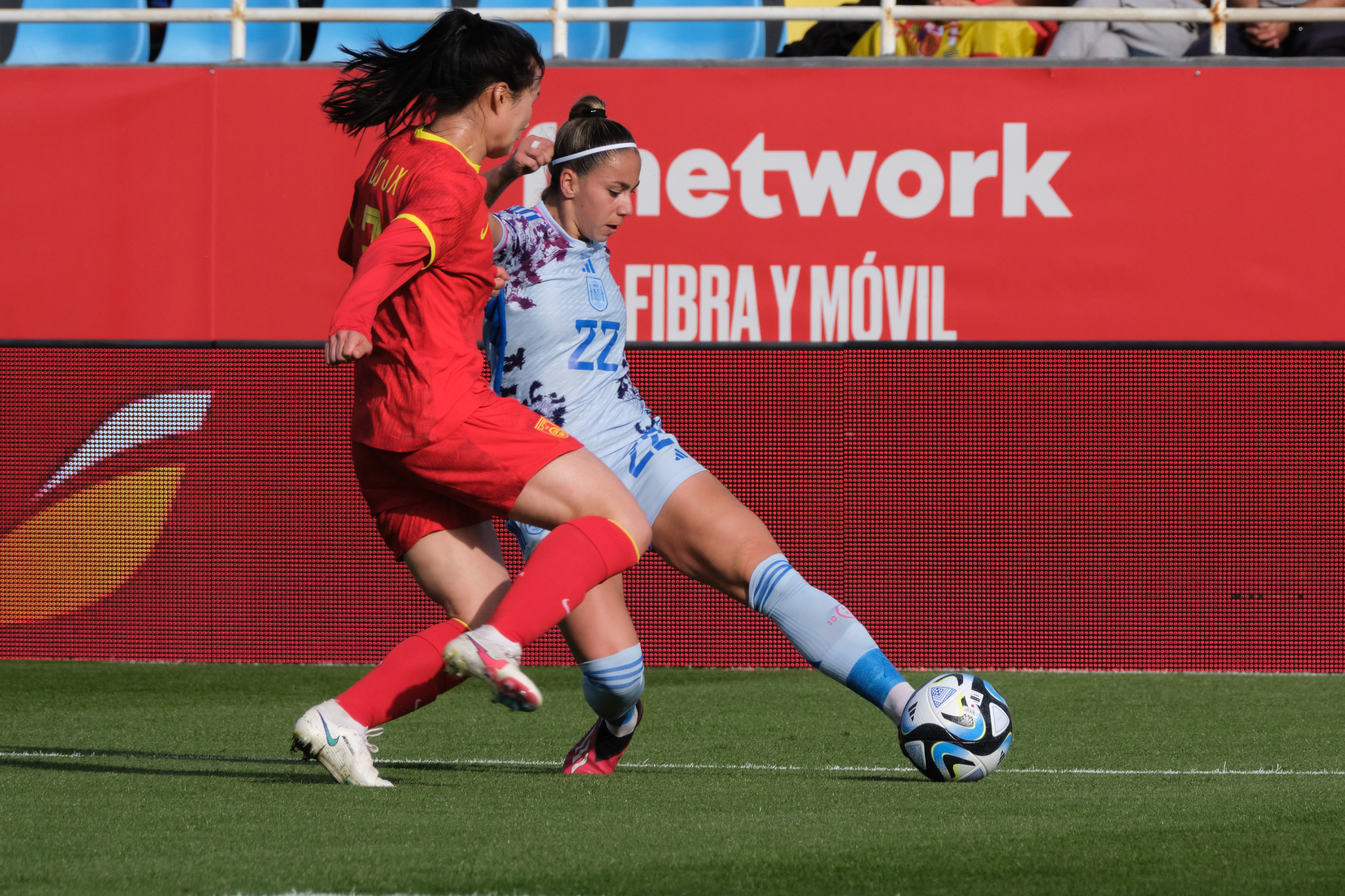 体育赛事-西班牙队带队取胜！，蒂姆重要时刻领先优势明显气势如虹延续-体育赛事